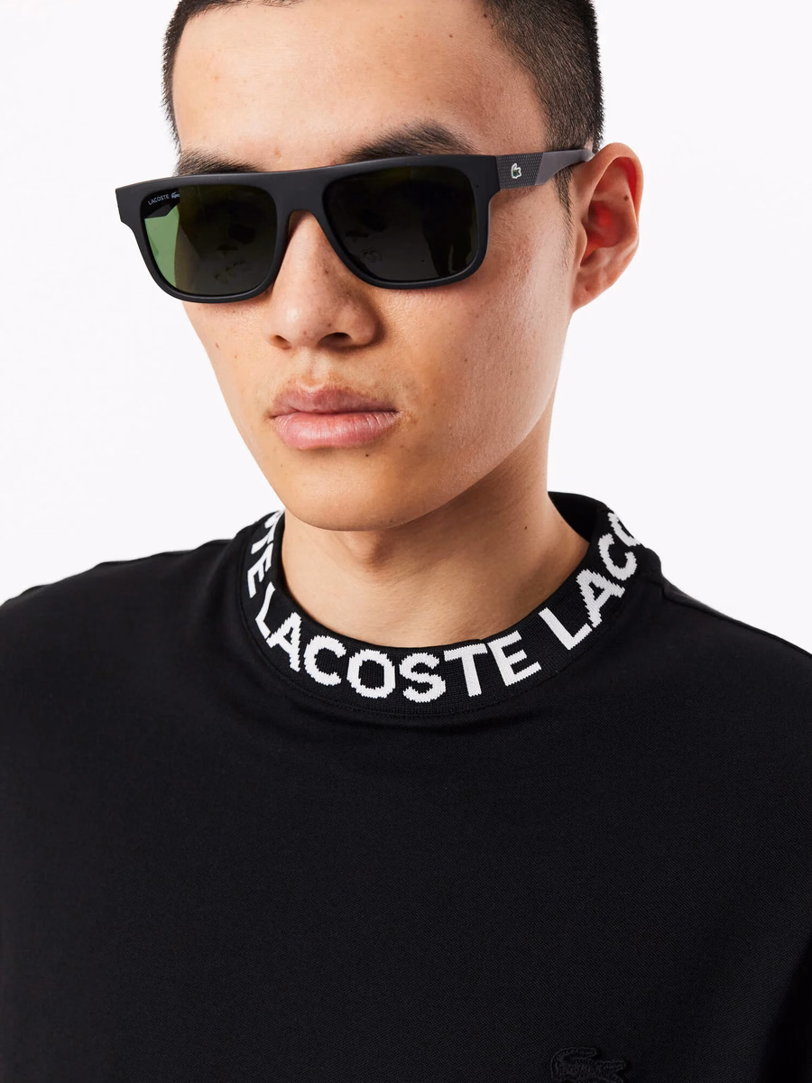 T-shirt in piqué jacquard con marchio