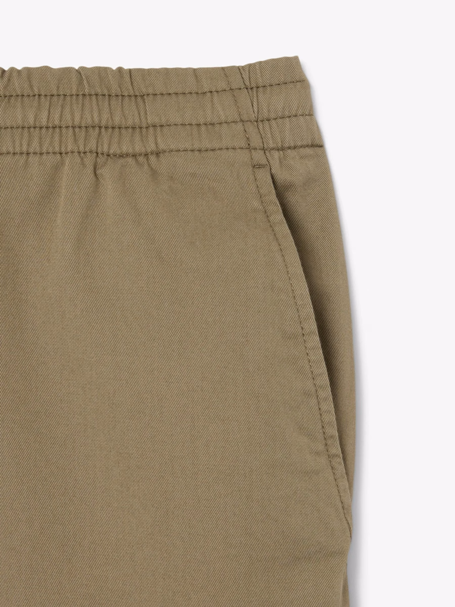 Pantaloni chino in gabardine di cotone a vestibilità regolare