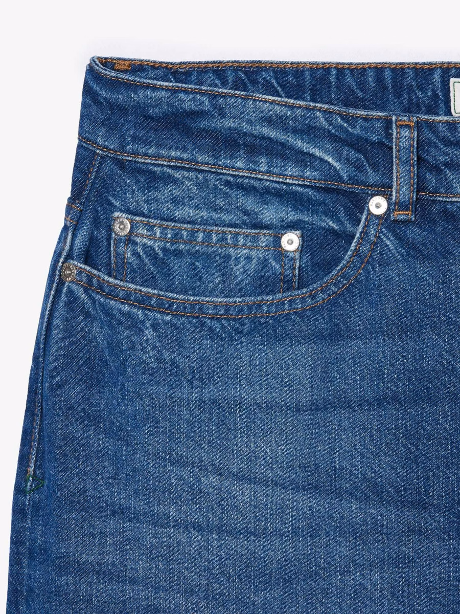 Jeans a gamba dritta a 5 tasche